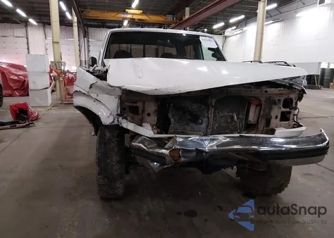 1997 Ford F-350 Xl z USA, uszkodzony, nr VIN 1FTJW36F6VEB22758